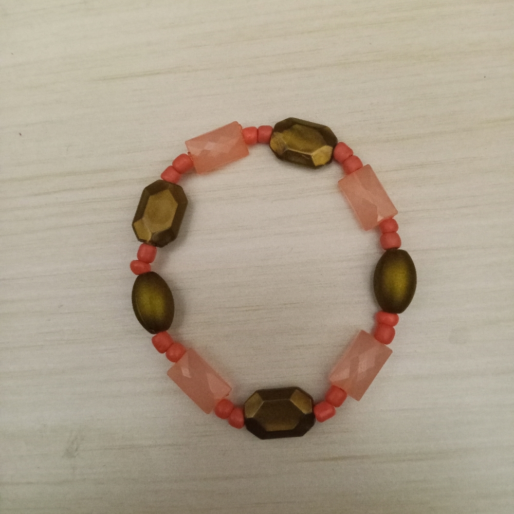 hand crafted beaded crystal Coral and metallic bracelet New